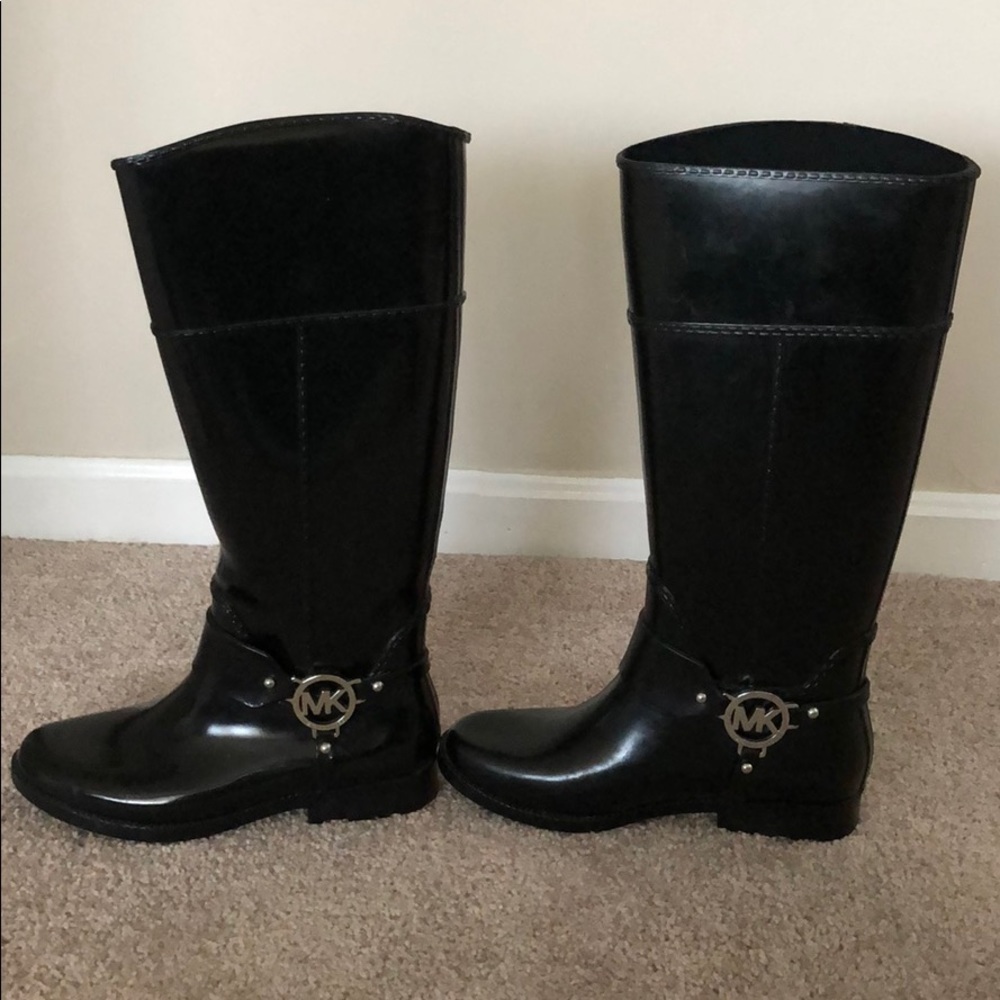Michael Kors woman boots